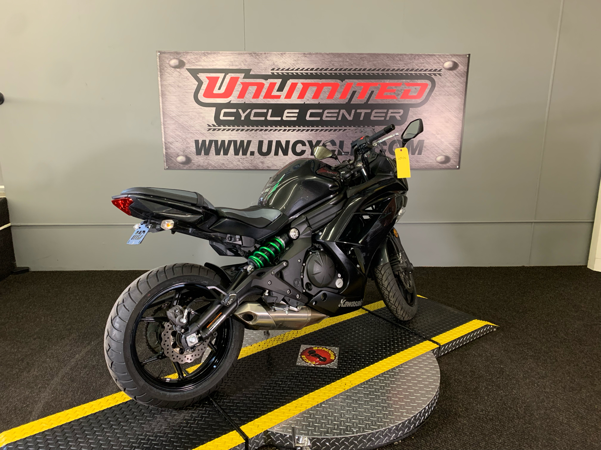 2016 Kawasaki Ninja 650 in Tyrone, Pennsylvania - Photo 7