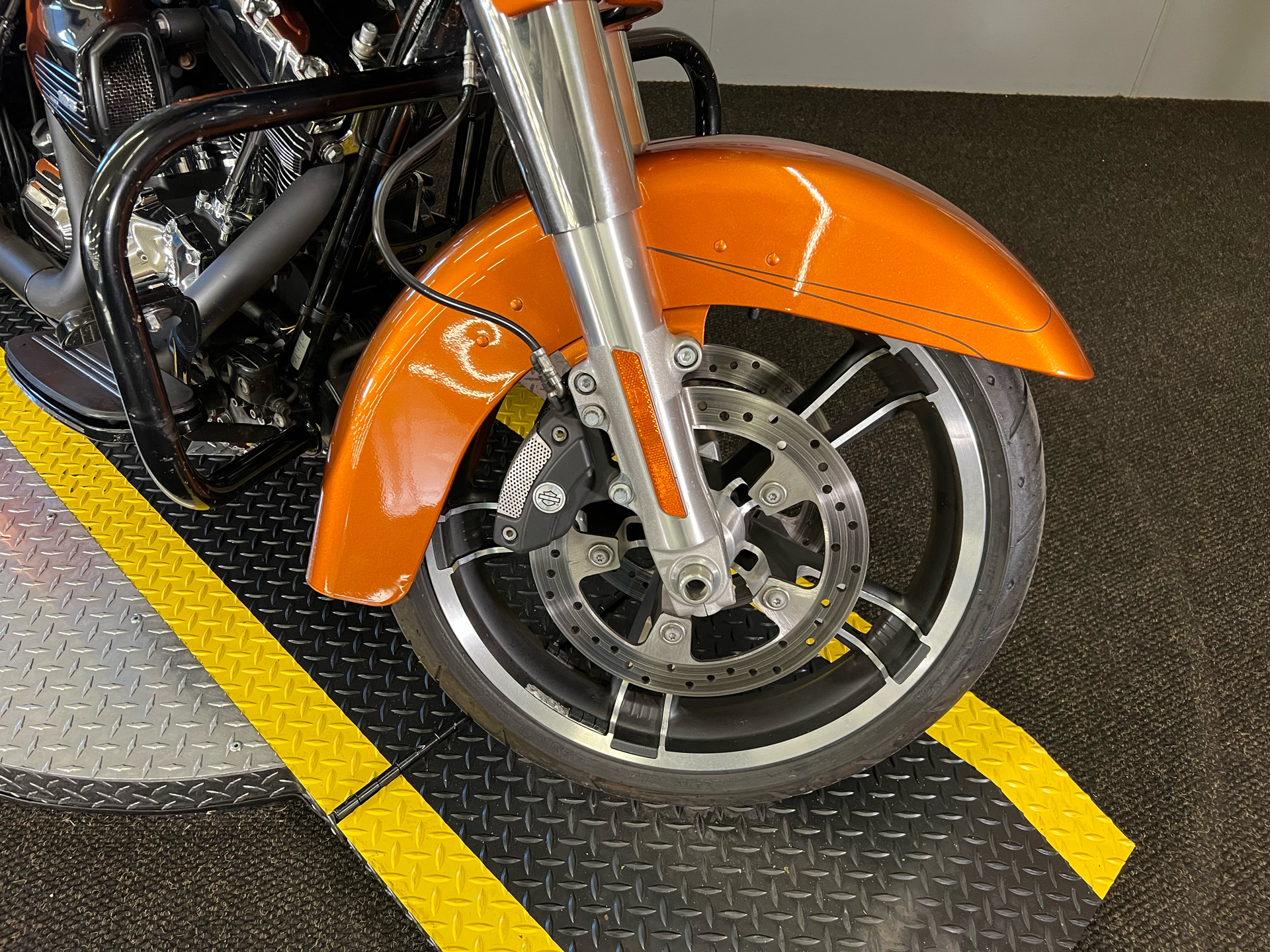 2015 Harley-Davidson Street Glide® Special in Tyrone, Pennsylvania - Photo 6