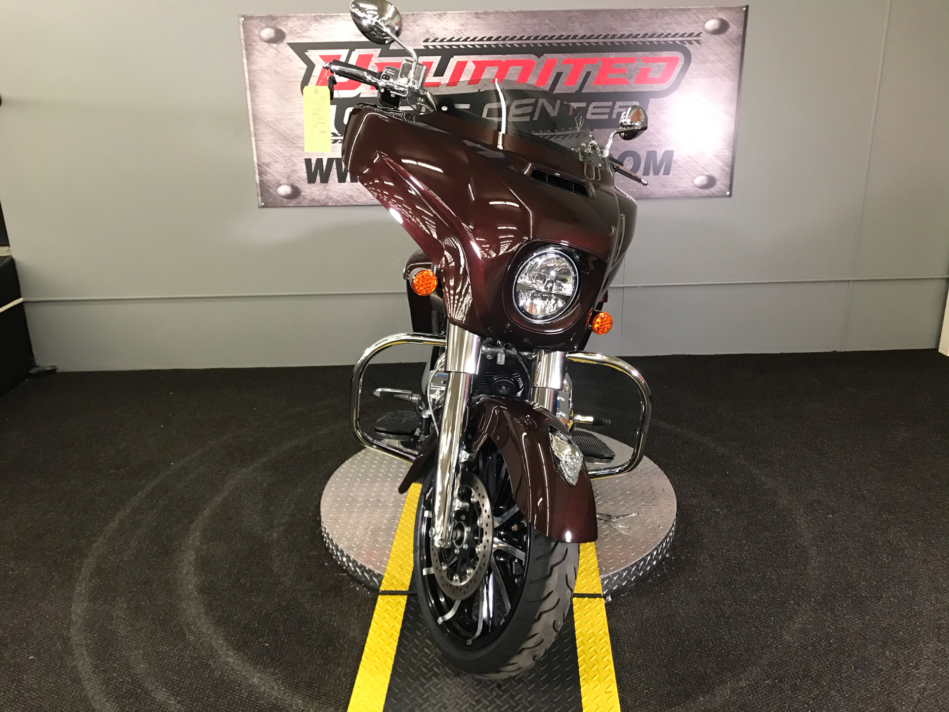 2019 Indian Chieftain® Limited ABS in Tyrone, Pennsylvania - Photo 6