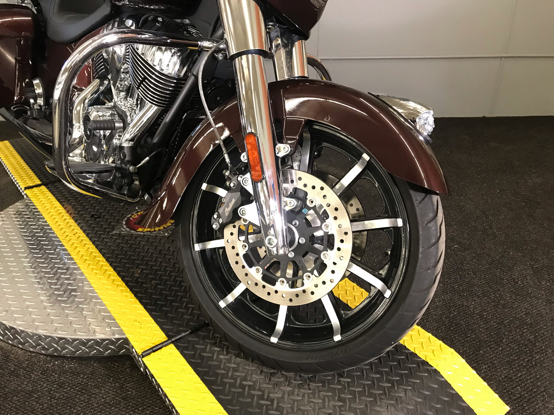 2019 Indian Chieftain® Limited ABS in Tyrone, Pennsylvania - Photo 5