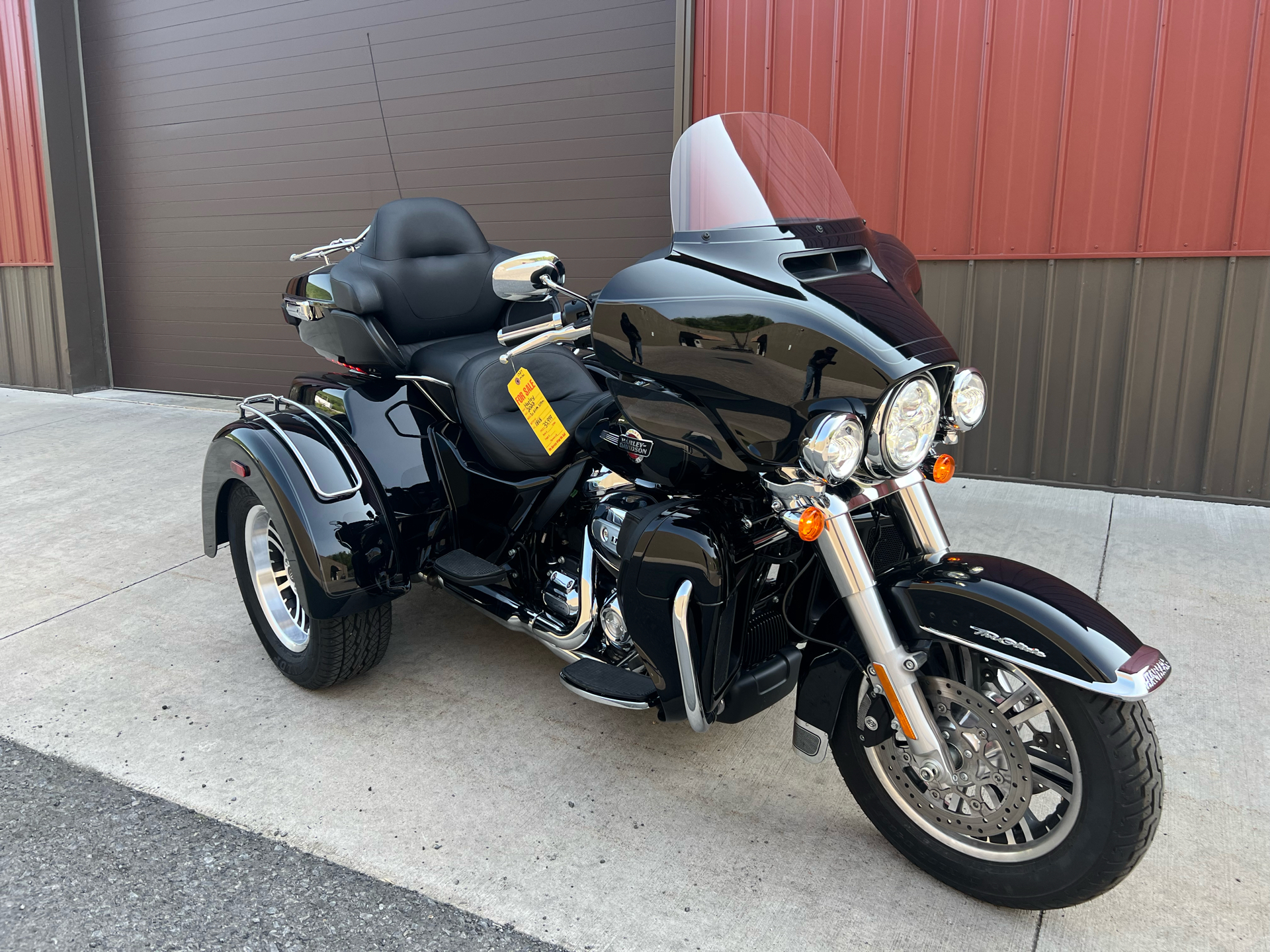 2022 Harley-Davidson Tri Glide® Ultra in Tyrone, Pennsylvania - Photo 2