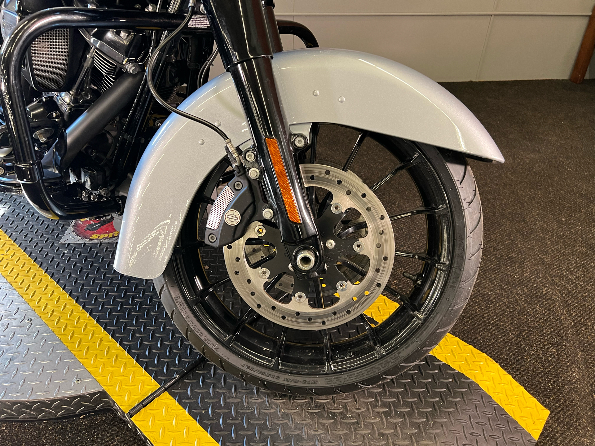 2019 Harley-Davidson Street Glide® Special in Tyrone, Pennsylvania - Photo 6