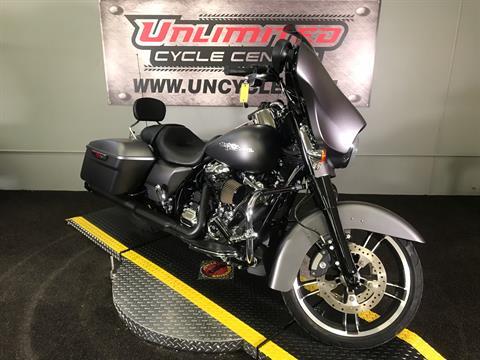 2017 Harley-Davidson Street Glide® Special in Tyrone, Pennsylvania - Photo 1