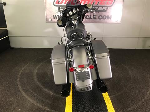2017 Harley-Davidson Street Glide® Special in Tyrone, Pennsylvania - Photo 11