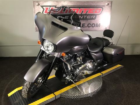 2017 Harley-Davidson Street Glide® Special in Tyrone, Pennsylvania - Photo 7