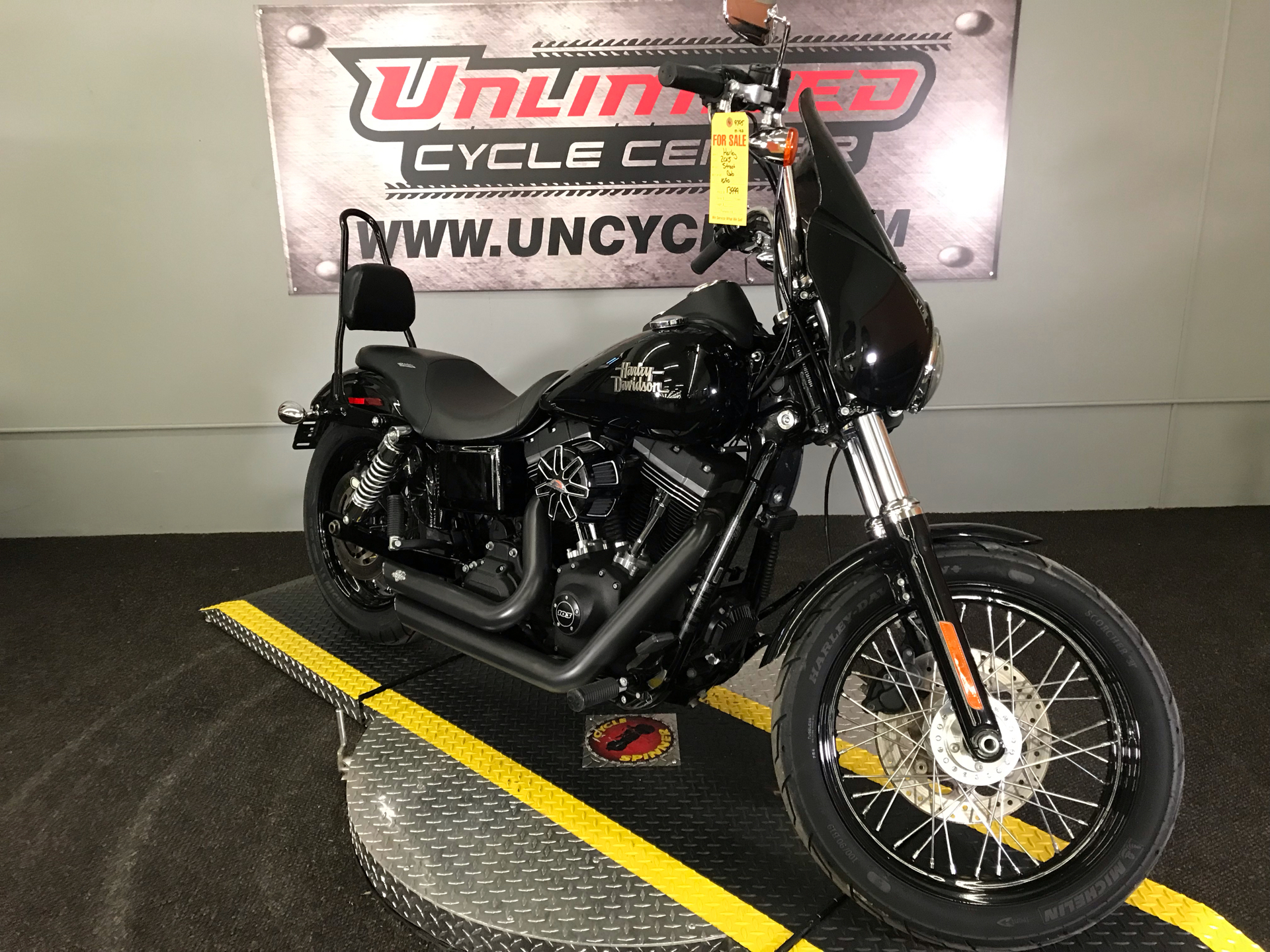 2015 Harley-Davidson Street Bob® in Tyrone, Pennsylvania - Photo 1
