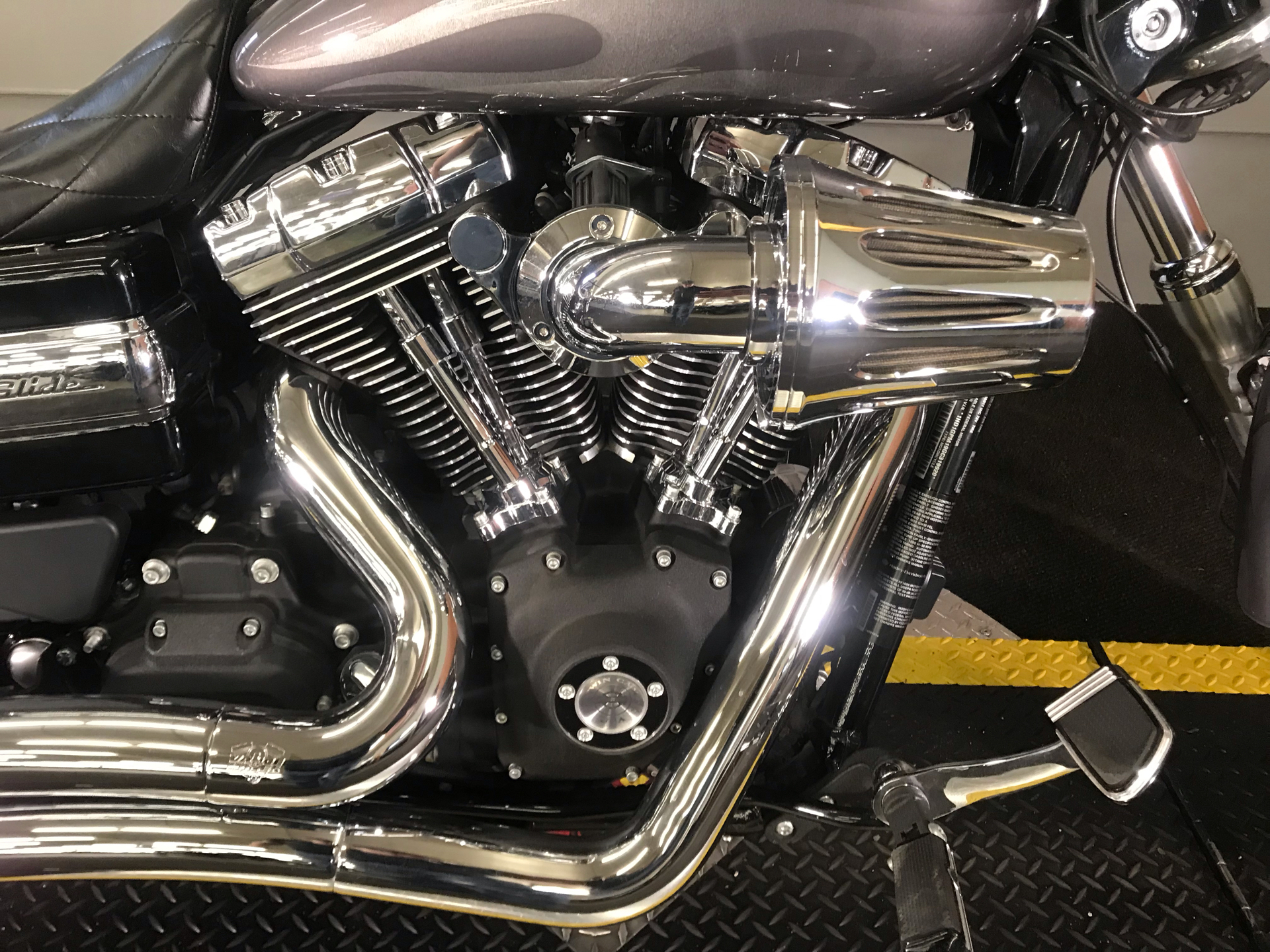 2016 Harley-Davidson Wide Glide® in Tyrone, Pennsylvania - Photo 3