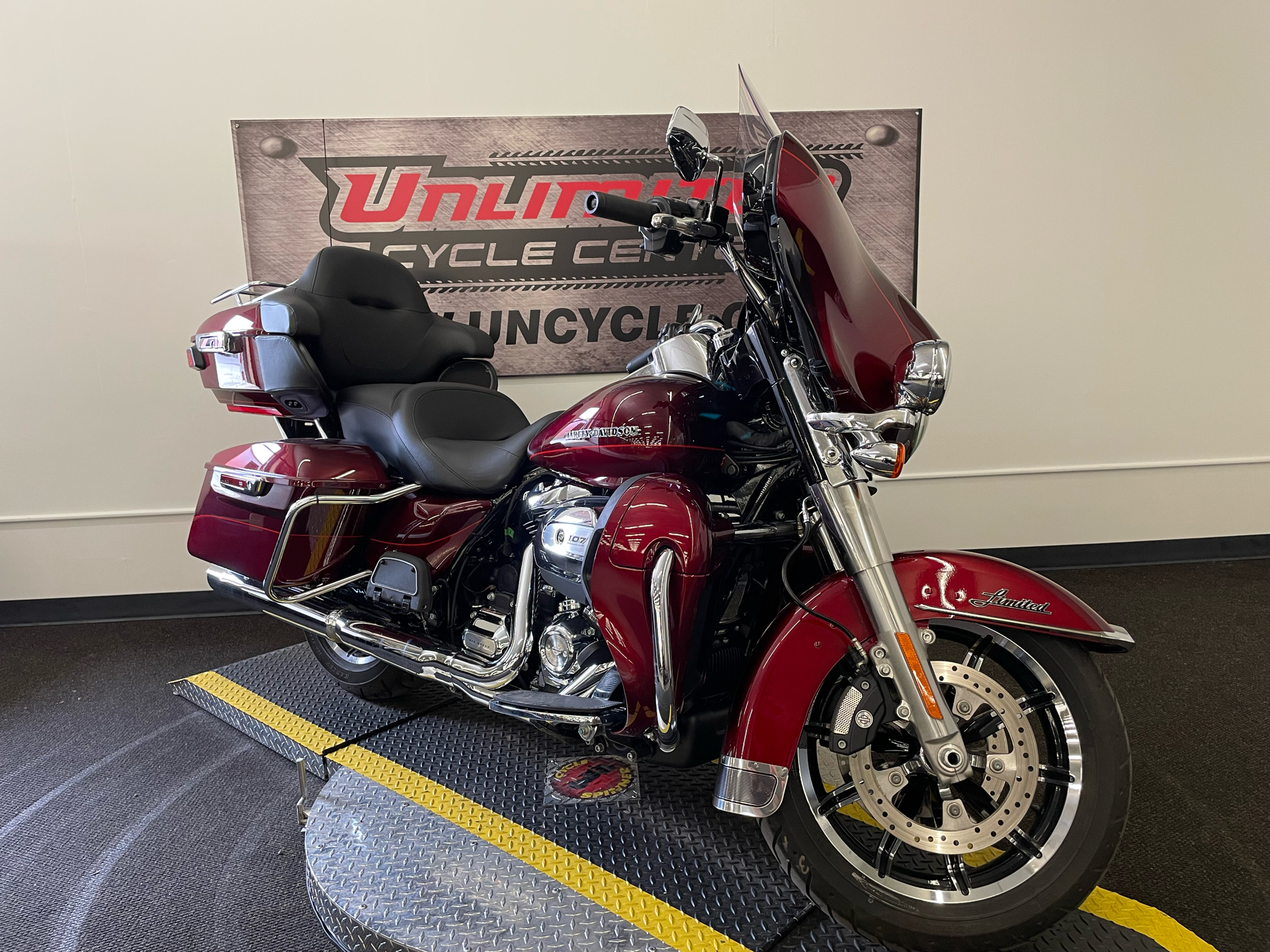 2017 Harley-Davidson Ultra Limited in Tyrone, Pennsylvania - Photo 1