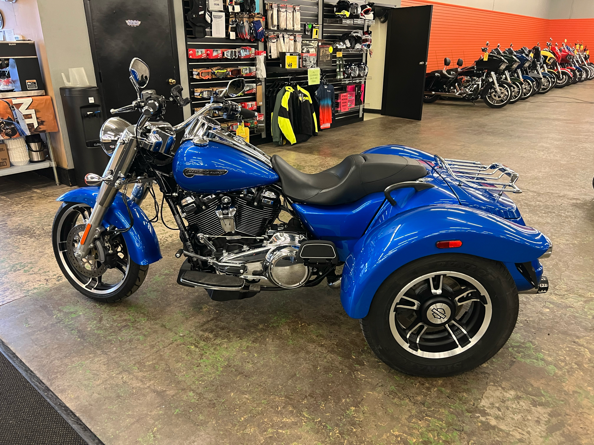 2018 Harley-Davidson Freewheeler® in Tyrone, Pennsylvania - Photo 2