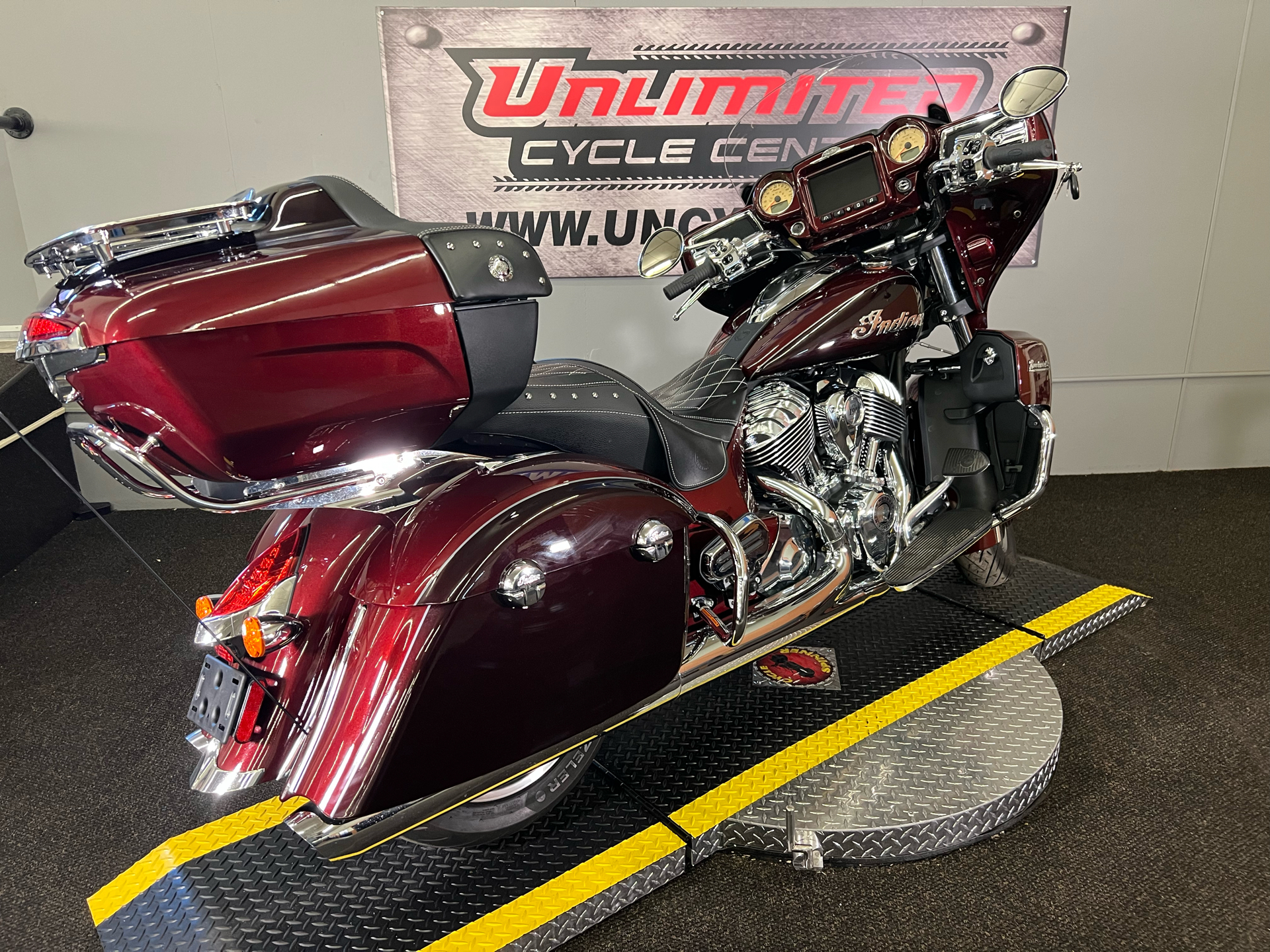 2021 Indian Motorcycle Roadmaster® in Tyrone, Pennsylvania - Photo 14