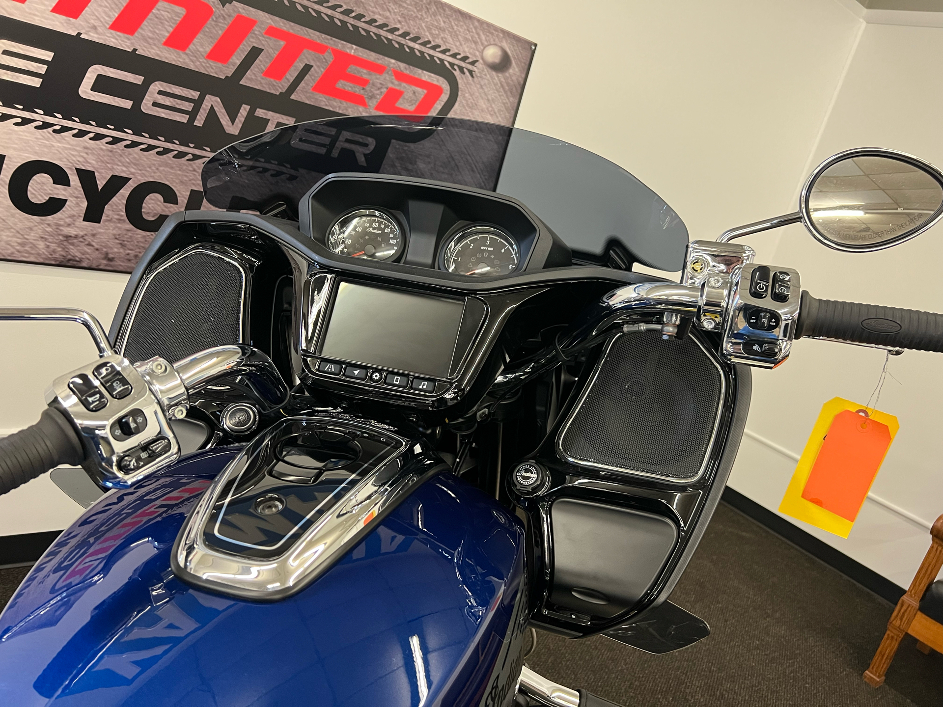 2021 Indian Motorcycle Challenger® Limited in Tyrone, Pennsylvania - Photo 17