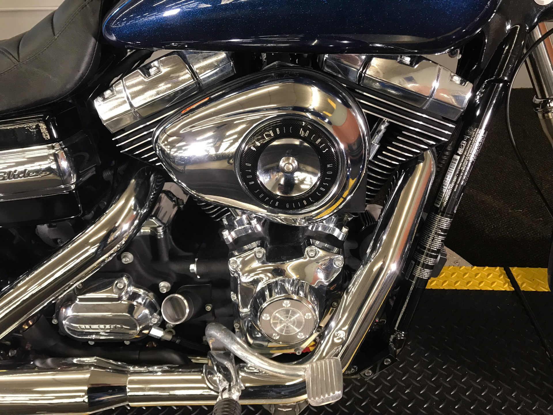 2013 Harley-Davidson Dyna® Super Glide® Custom in Tyrone, Pennsylvania - Photo 3