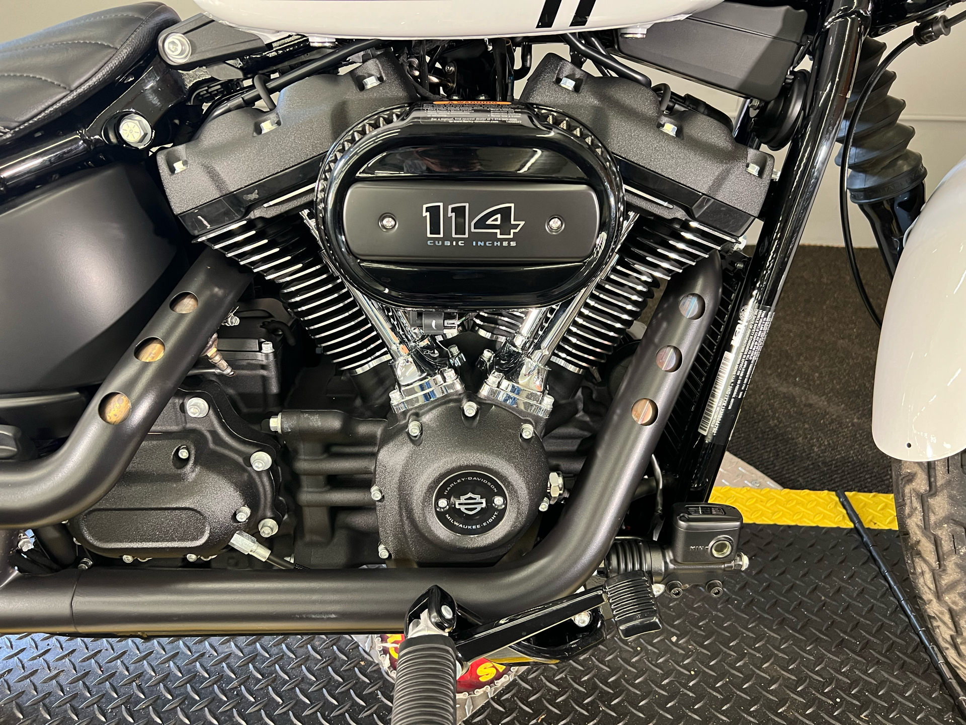 2021 Harley-Davidson Street Bob® 114 in Tyrone, Pennsylvania - Photo 3