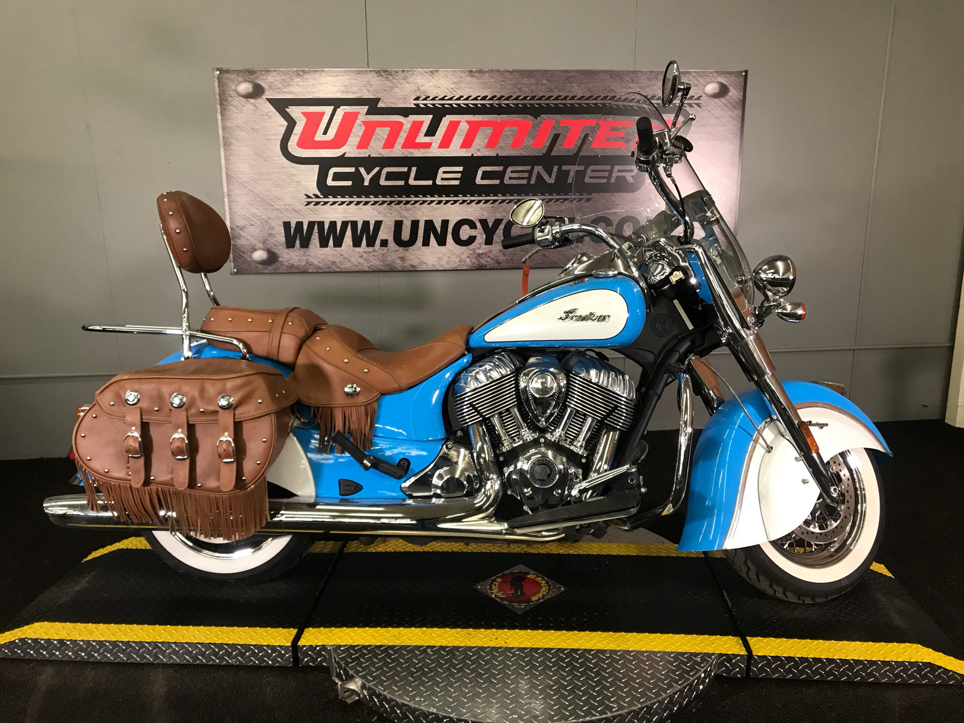 2018 Indian Motorcycle Chief® Vintage ABS in Tyrone, Pennsylvania - Photo 2