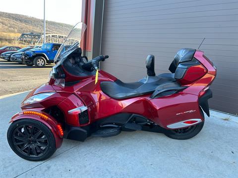 2015 Can-Am Spyder® RT-S SE6 in Tyrone, Pennsylvania - Photo 7
