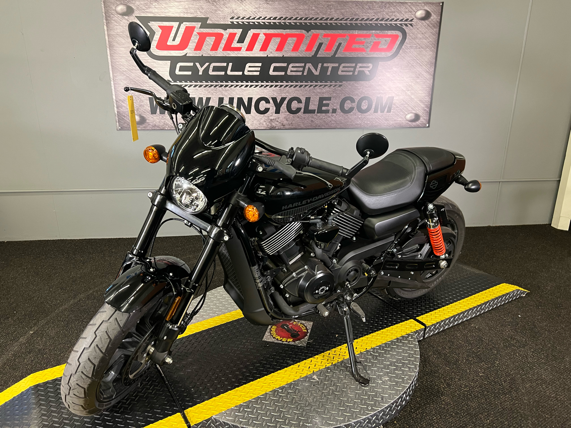 2018 Harley-Davidson Street Rod® in Tyrone, Pennsylvania - Photo 8