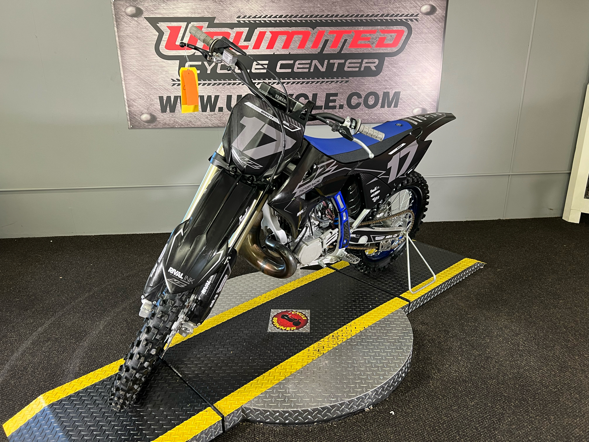 2022 Yamaha YZ250 Monster Energy Yamaha Racing Edition in Tyrone, Pennsylvania - Photo 9