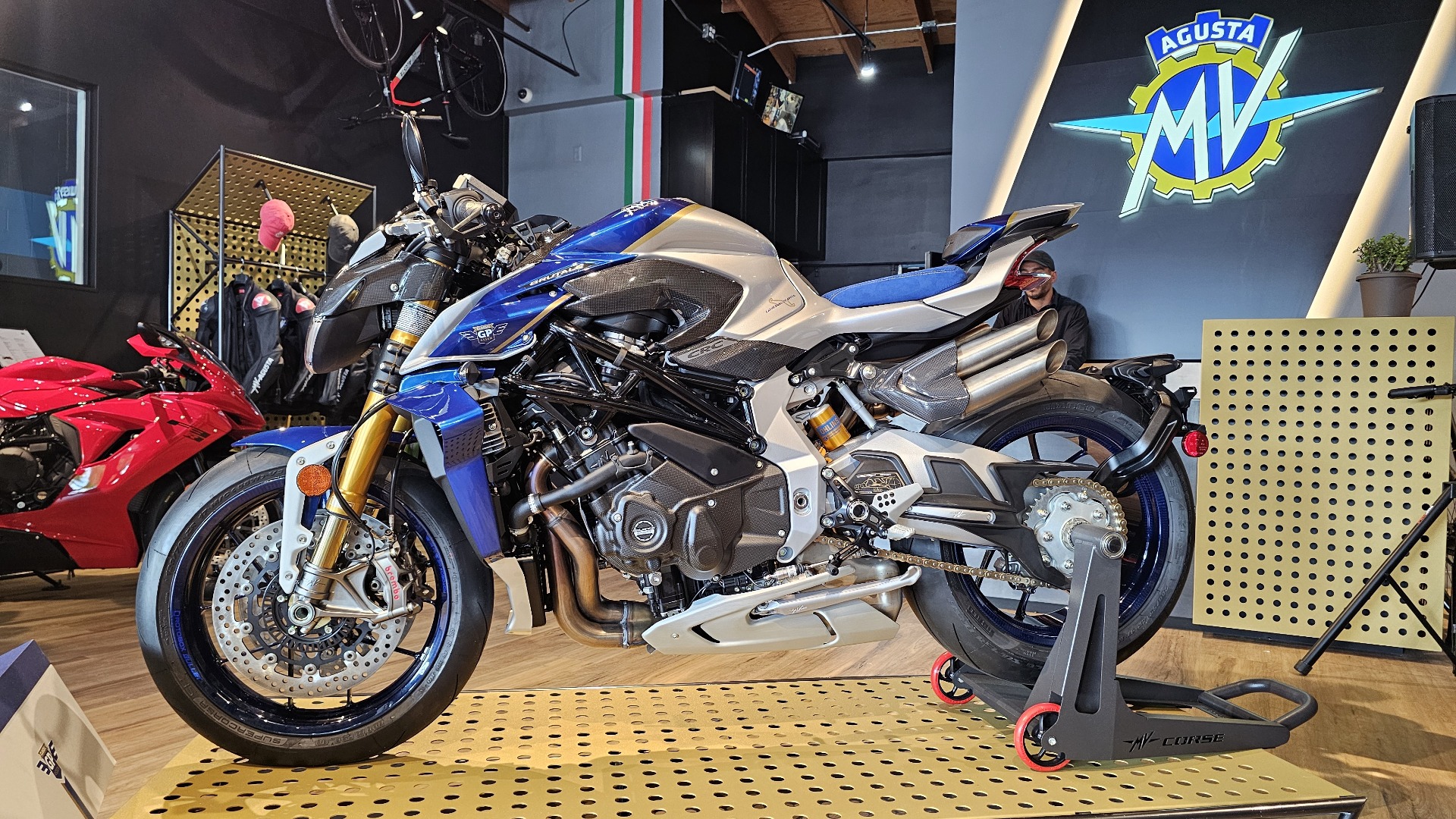 2024 MV Agusta Brutale 1000 RR Assen in Santa Monica, California - Photo 9