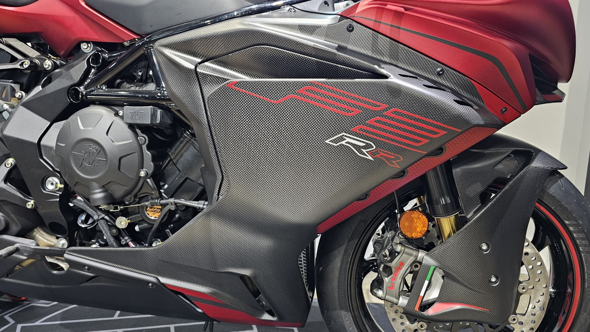 2023 MV Agusta F3 RR in Santa Monica, California - Photo 9