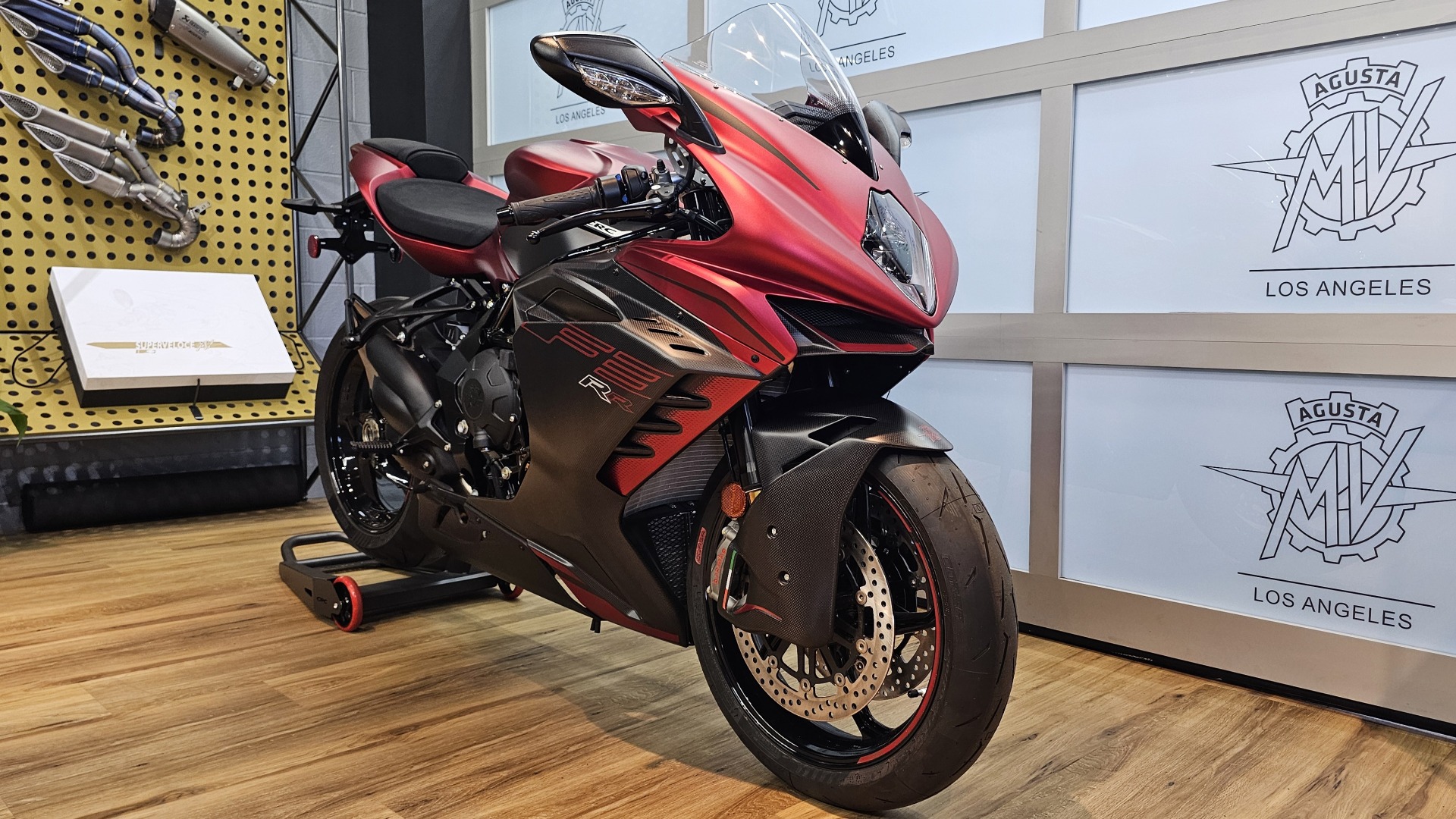 2023 MV Agusta F3 RR in Santa Monica, California - Photo 4