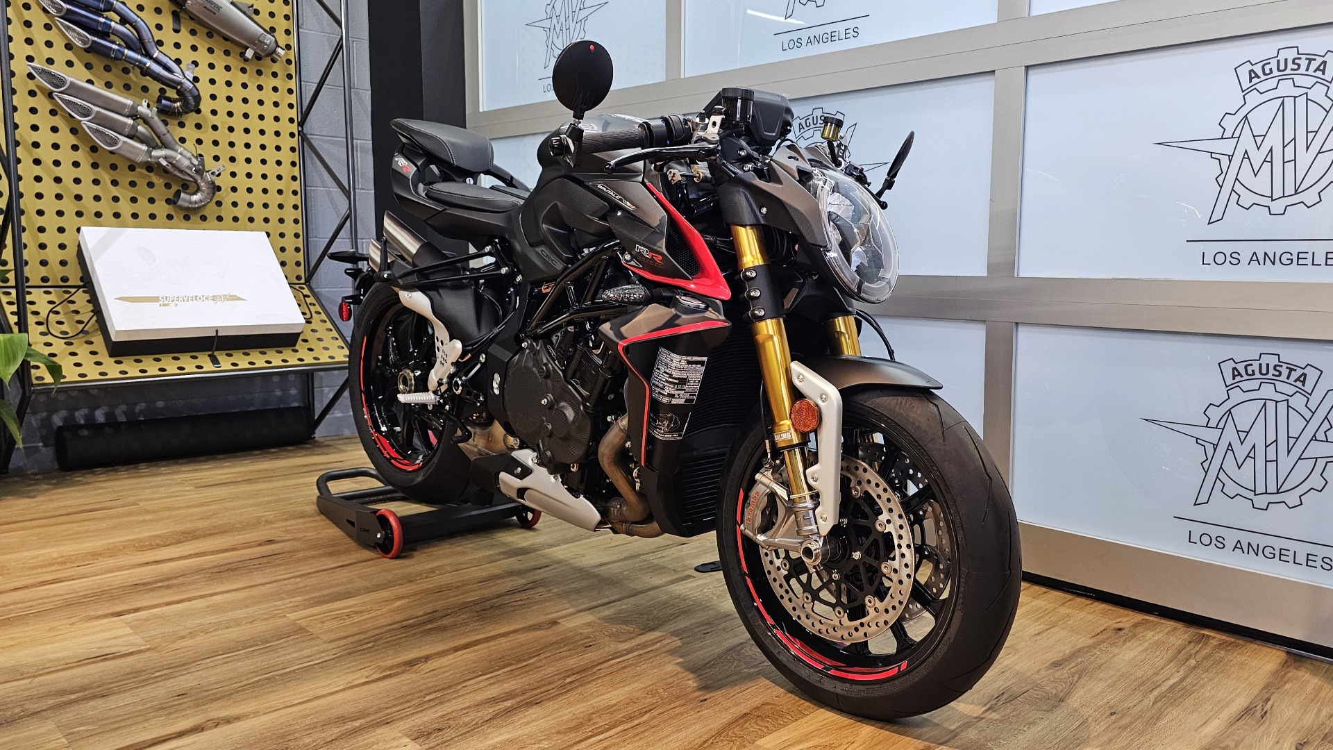 2023 MV Agusta Brutale 1000 RR in Santa Monica, California - Photo 15