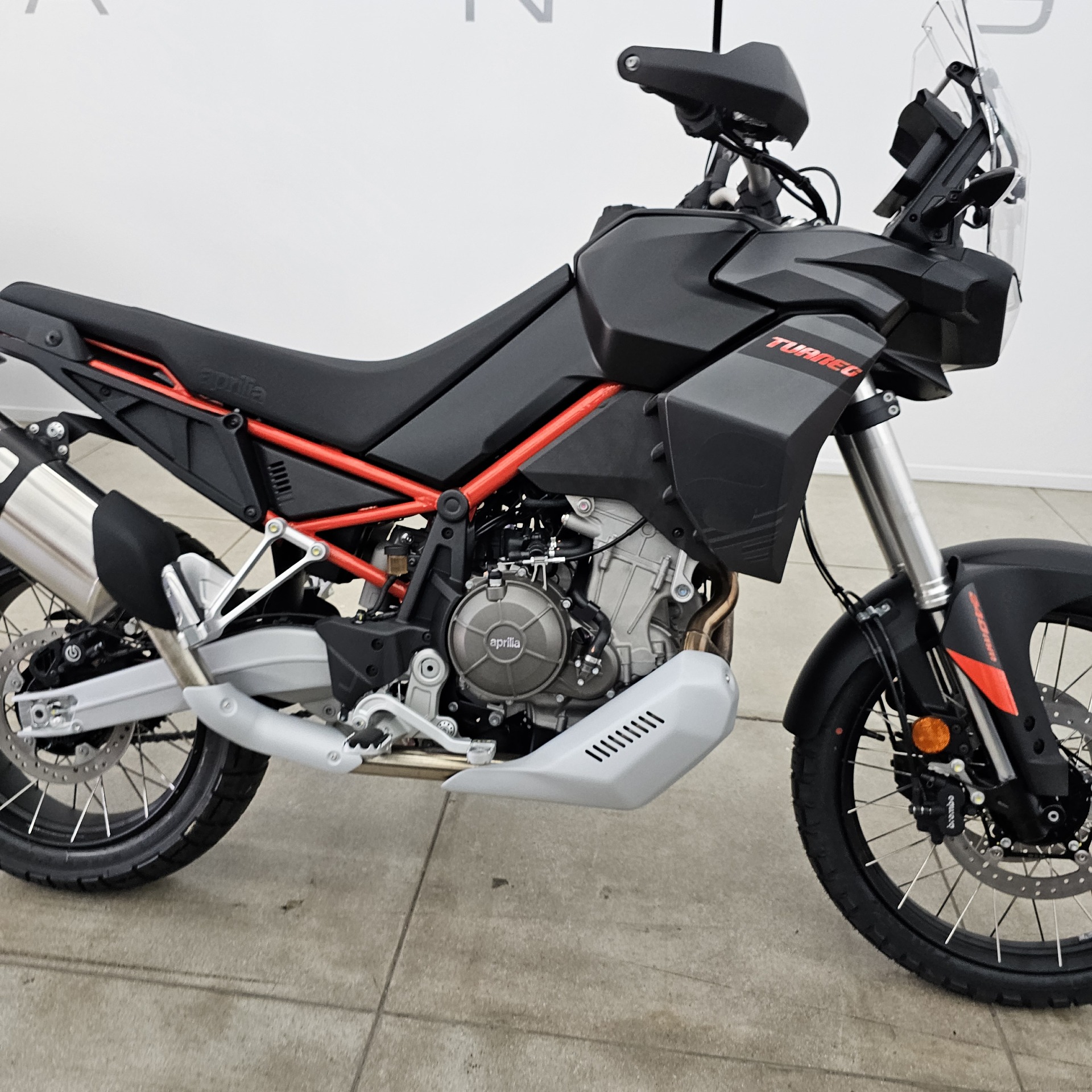 2024 Aprilia Tuareg 660 in Los Angeles, California - Photo 1