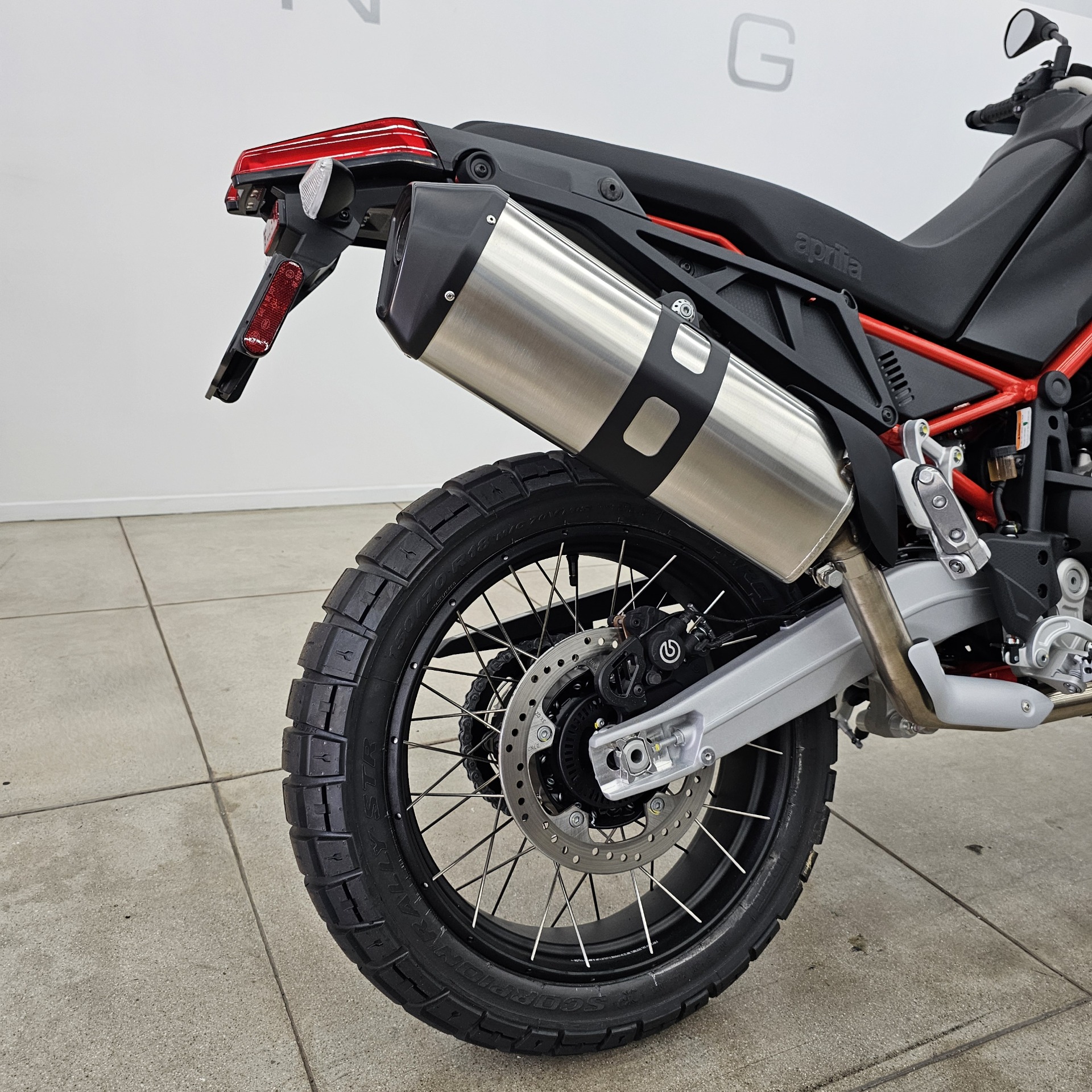 2024 Aprilia Tuareg 660 in Los Angeles, California - Photo 6