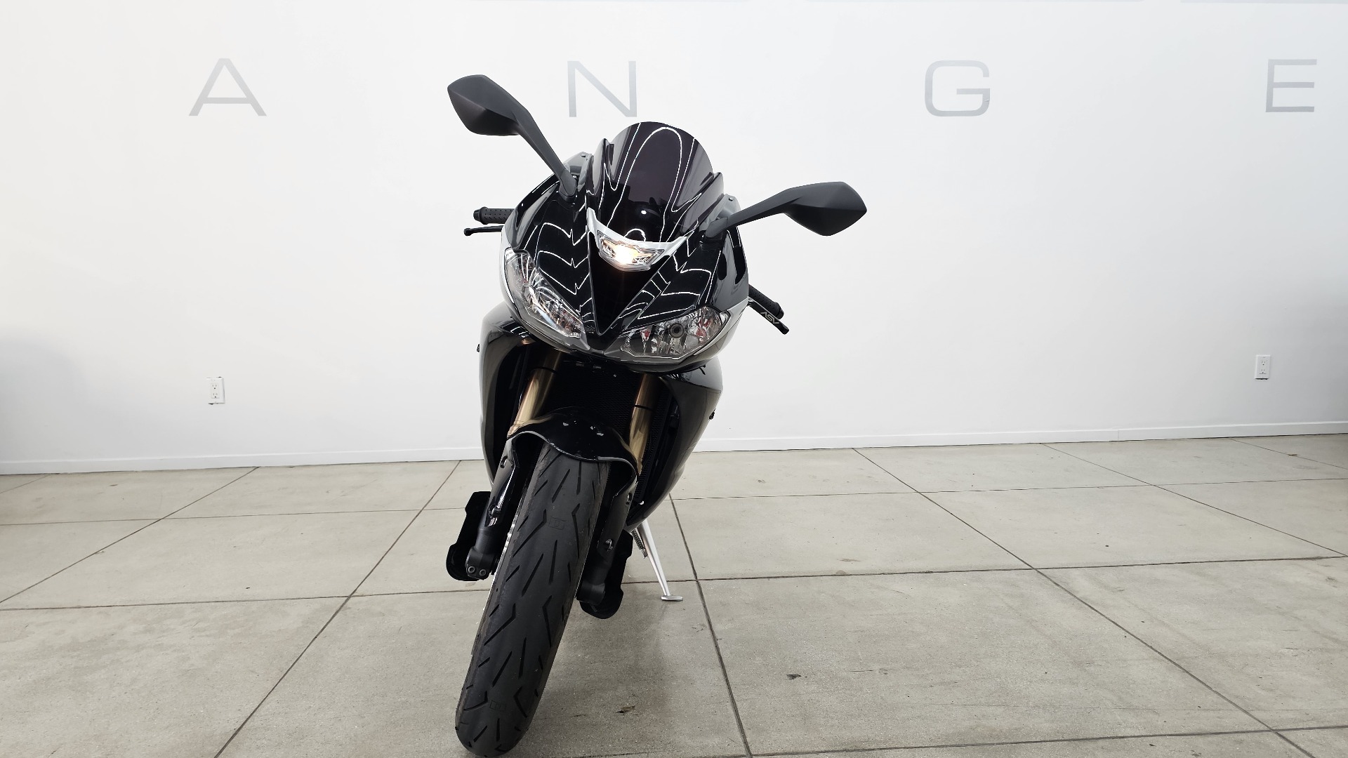 2014 Triumph Daytona 675 ABS in Los Angeles, California - Photo 4