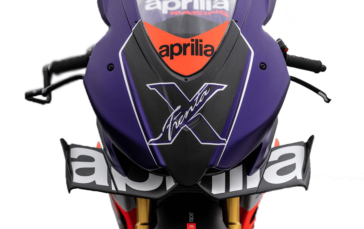 2023 Aprilia RSV4 XTrenta Limited Edition in Los Angeles, California - Photo 4