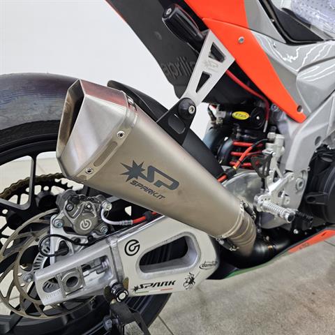 2022 Aprilia RSV4 1100 in Los Angeles, California - Photo 3