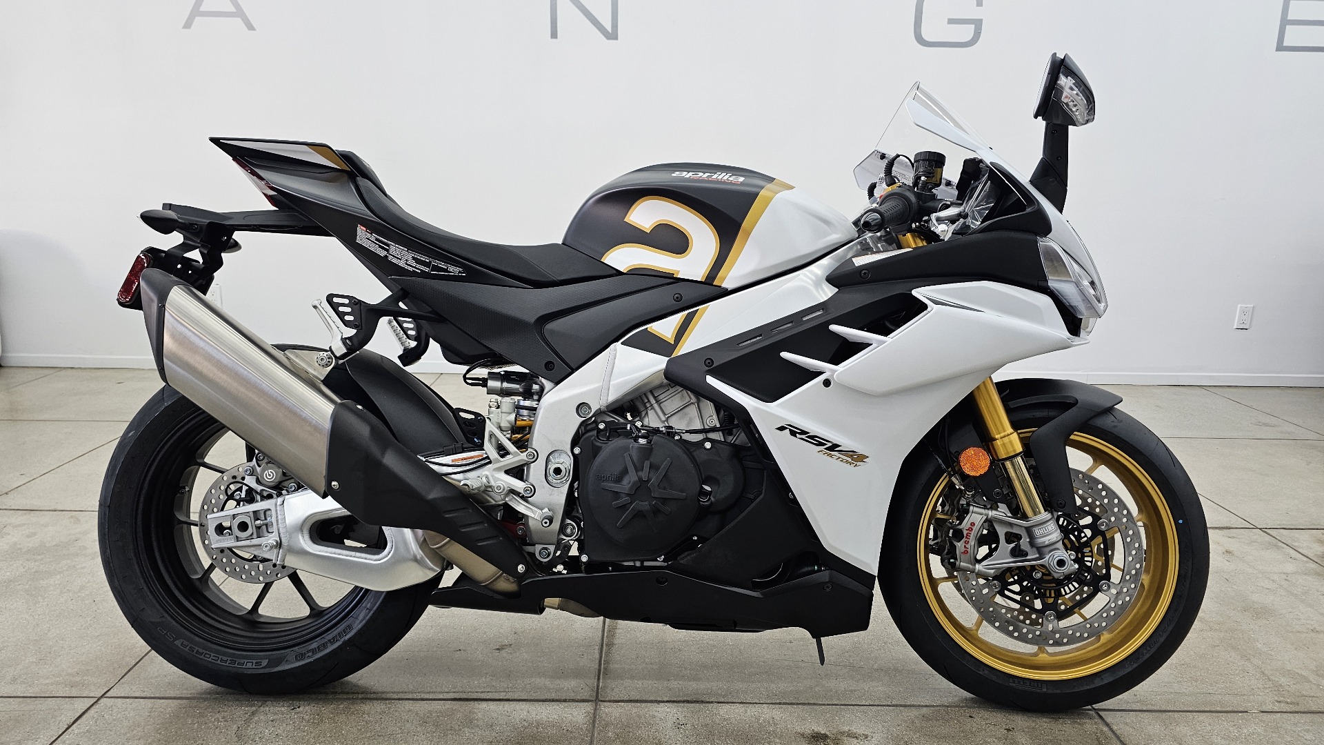 2024 Aprilia RSV4 Factory 1100 in Los Angeles, California - Photo 1