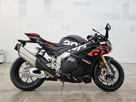 2024 Aprilia RSV4 Factory 1100 in Los Angeles, California - Photo 12