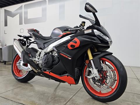 2024 Aprilia RSV4 1100 in Los Angeles, California - Photo 10