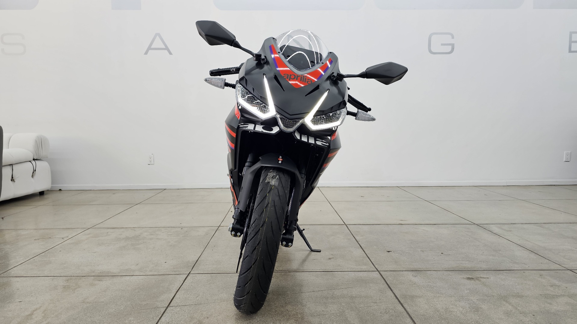 2025 Aprilia RS 457 in Los Angeles, California - Photo 3