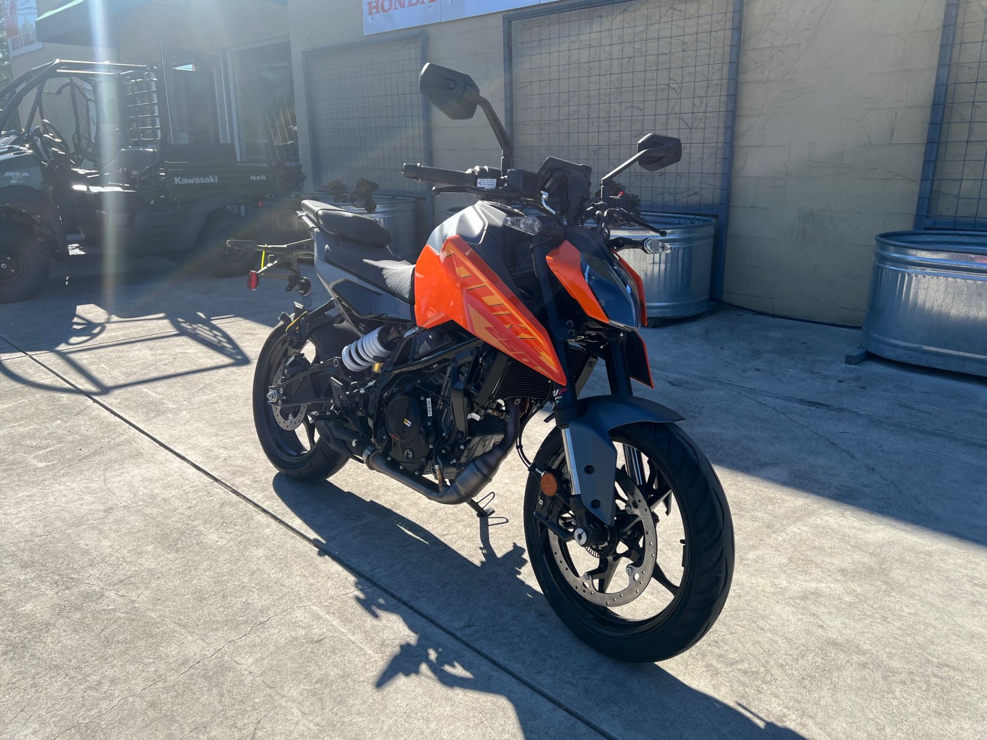 2024 KTM 250 Duke in Santa Rosa, California - Photo 2