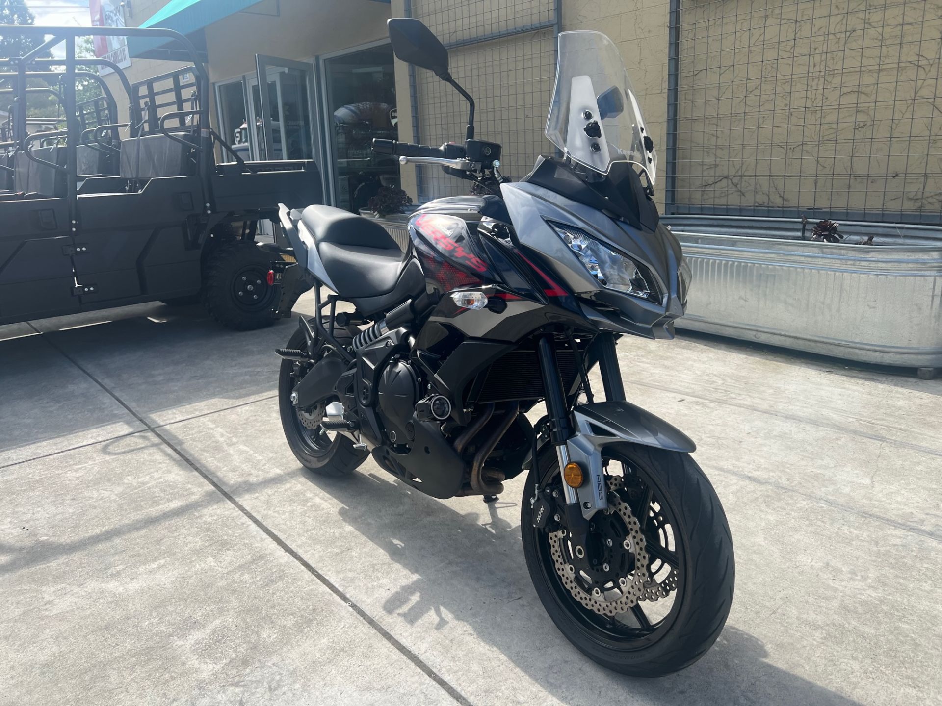2021 Kawasaki Versys 650 ABS in Santa Rosa, California - Photo 2