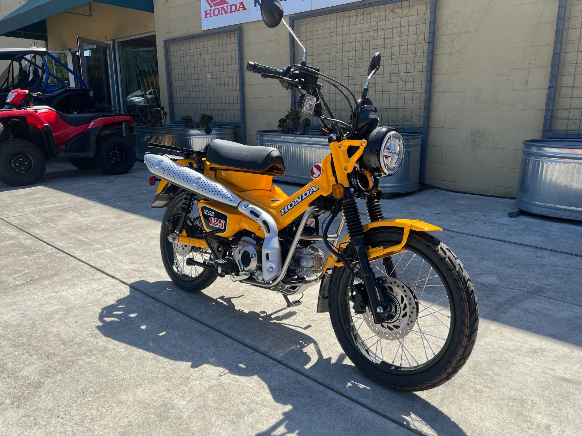 2024 Honda Trail125 in Santa Rosa, California - Photo 2