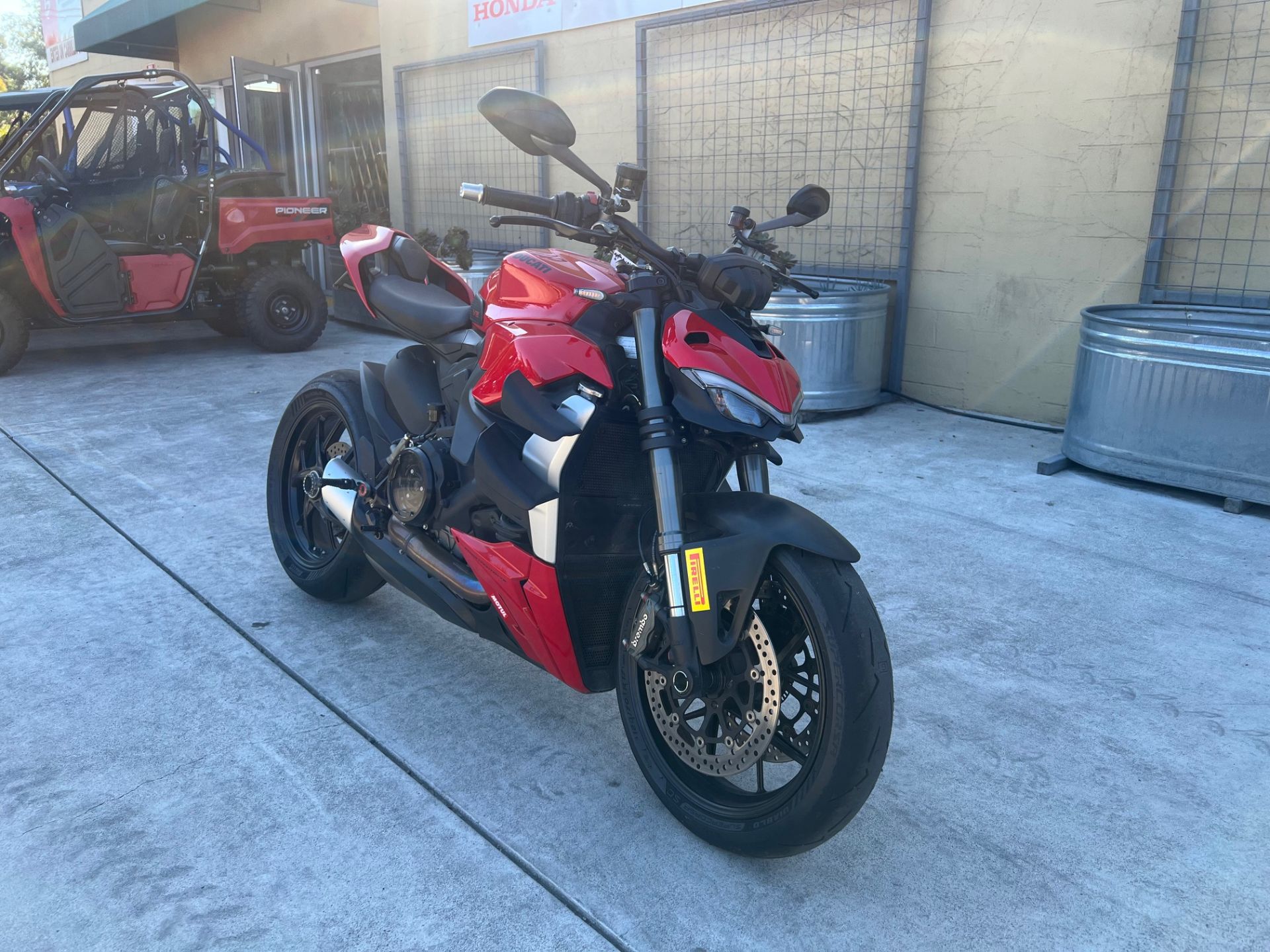 2022 Ducati Streetfighter V2 in Santa Rosa, California - Photo 2