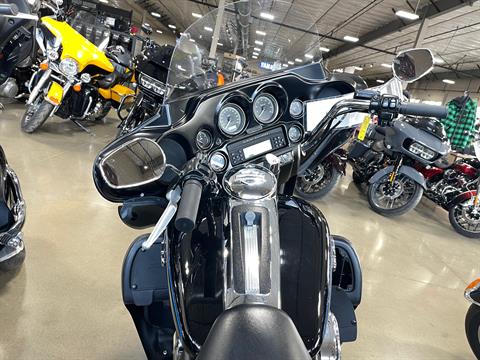 2012 Harley-Davidson Ultra Classic® Electra Glide® in Yakima, Washington - Photo 5