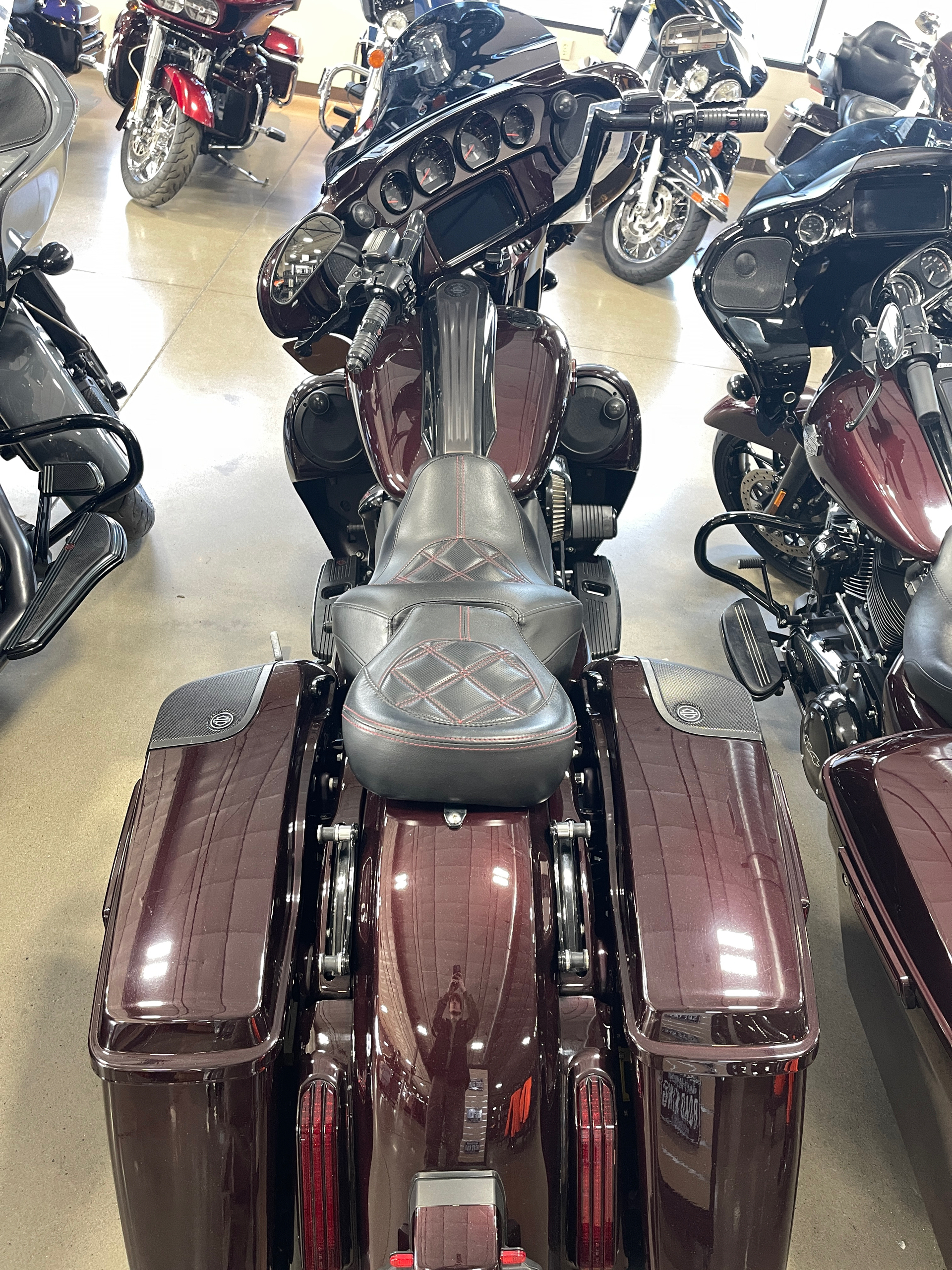 2019 Harley-Davidson CVO™ Street Glide® in Yakima, Washington - Photo 6