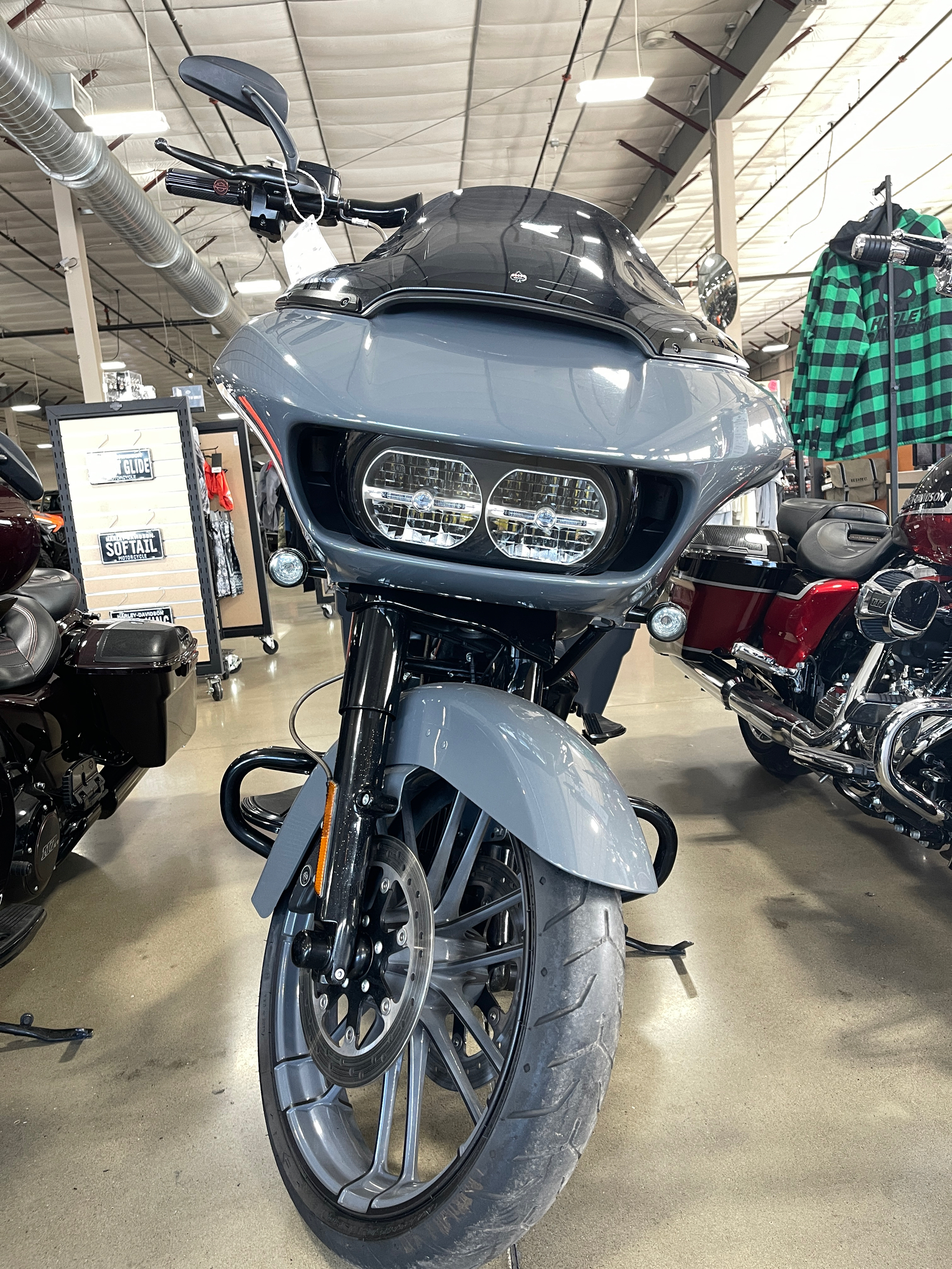 2018 Harley-Davidson CVO™ Road Glide® in Yakima, Washington - Photo 3