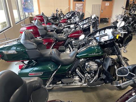 2015 Harley-Davidson Ultra Limited in Yakima, Washington - Photo 2
