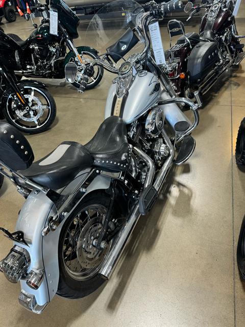 2010 Harley-Davidson Heritage Softail® Classic in Yakima, Washington - Photo 4