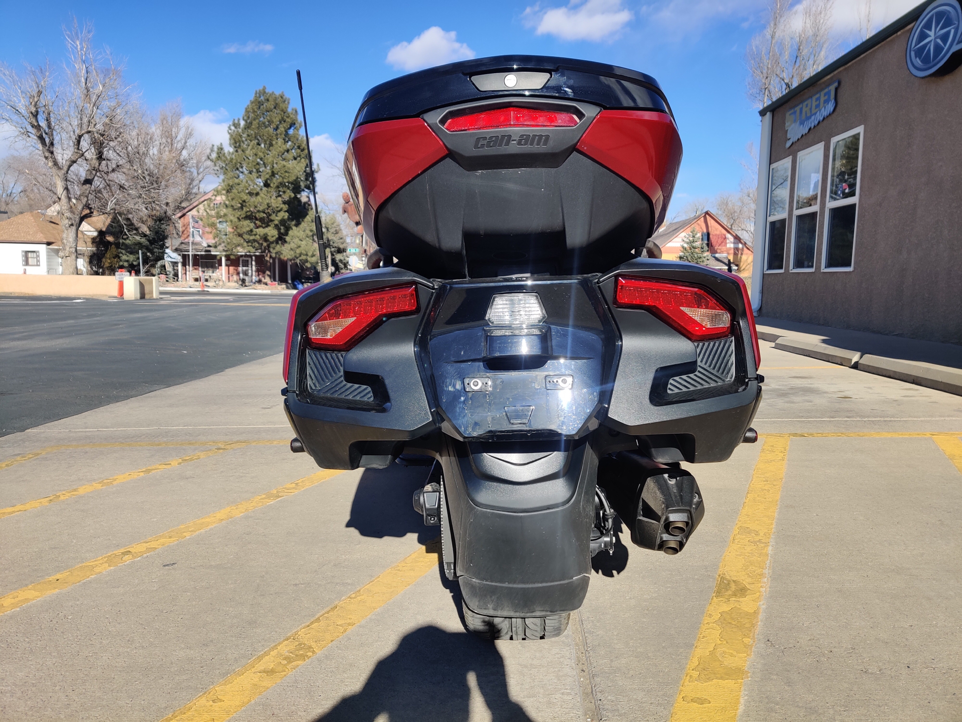 2020 Can-Am Spyder RT Limited in Florence, Colorado - Photo 2