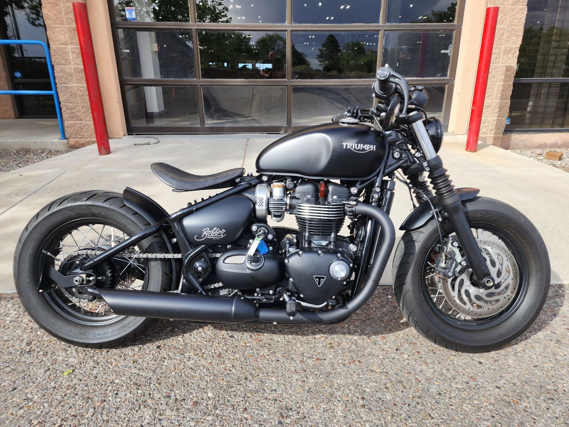 2019 Triumph Bonneville Bobber Black in Albuquerque, New Mexico - Photo 1