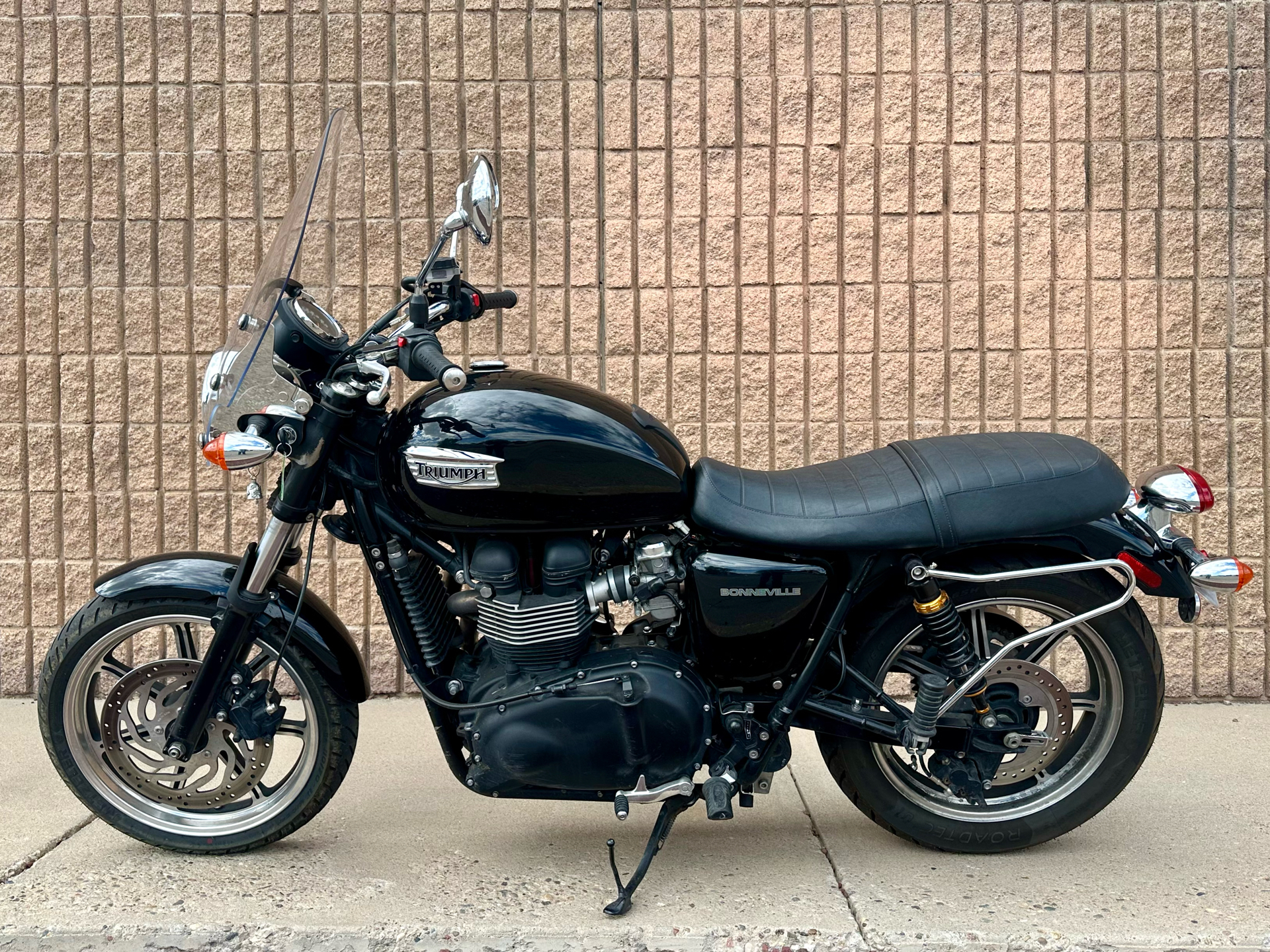 2013 Triumph Bonneville in Albuquerque, New Mexico - Photo 4