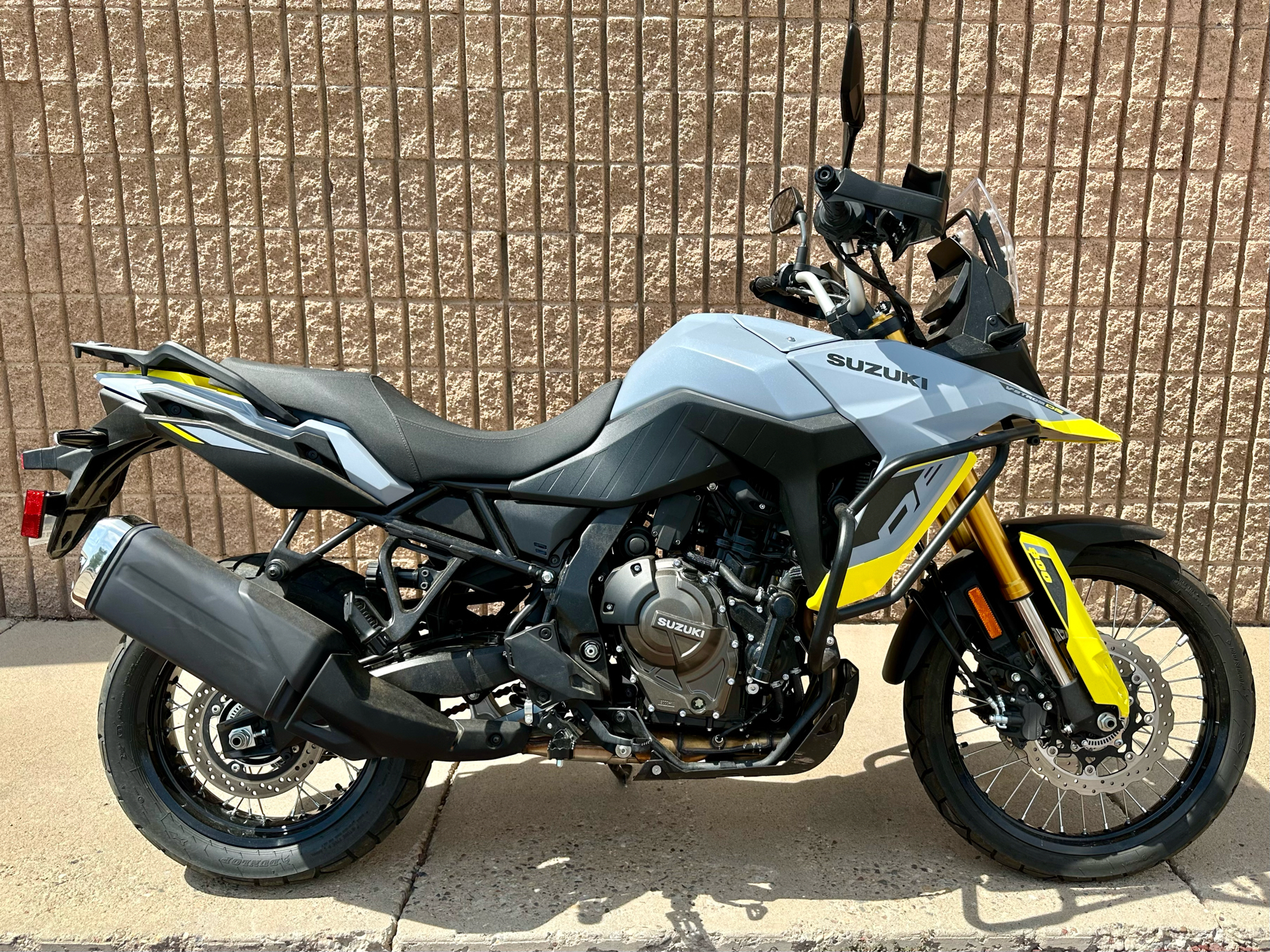 2023 Suzuki V-Strom 800DE in Albuquerque, New Mexico - Photo 1