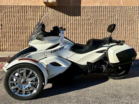2013 Can-Am Spyder® ST Limited in Albuquerque, New Mexico - Photo 4