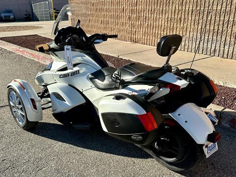 2013 Can-Am Spyder® ST Limited in Albuquerque, New Mexico - Photo 6