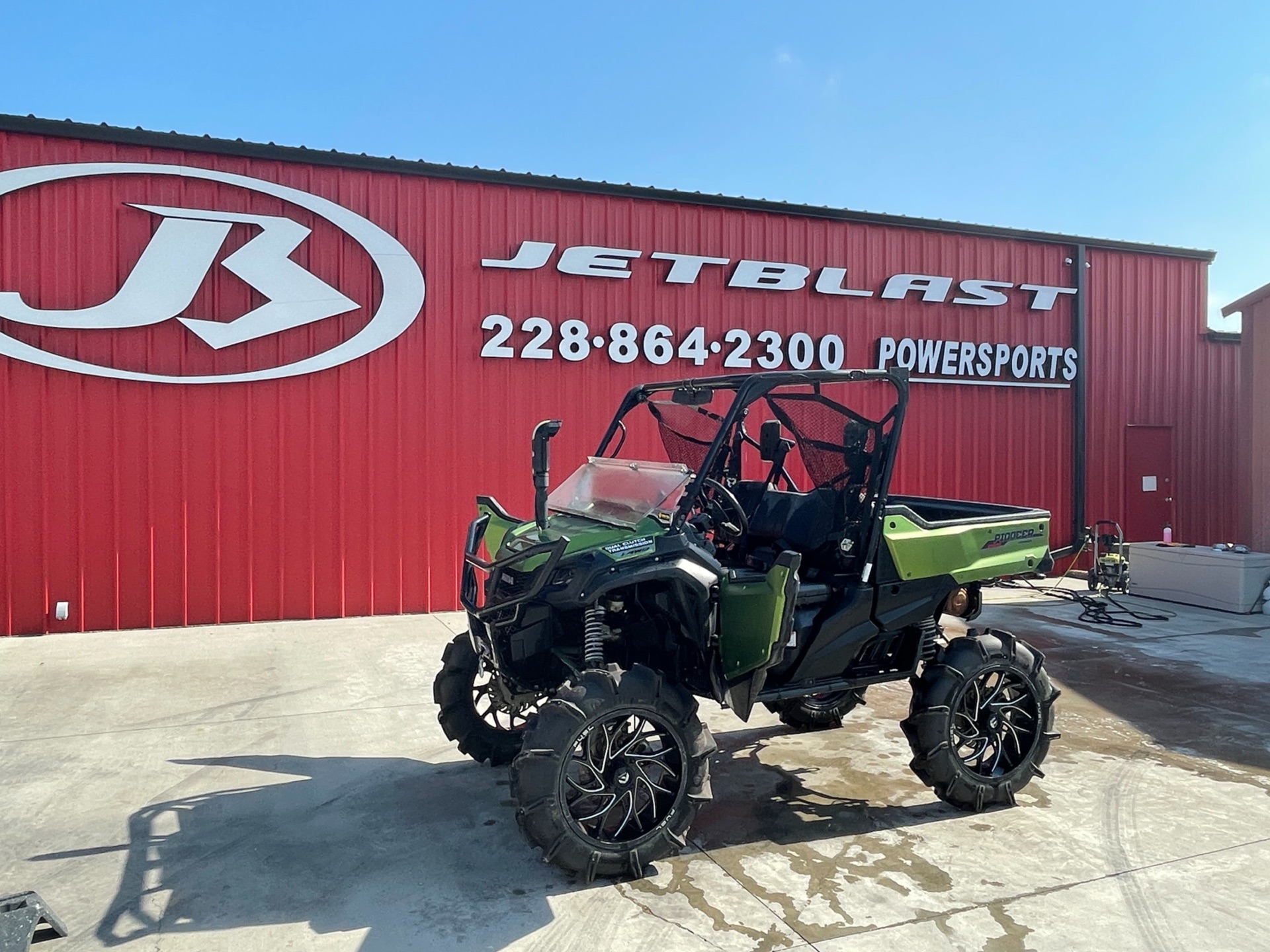 2021 Honda Pioneer 1000 Limited Edition in Gulfport, Mississippi - Photo 15